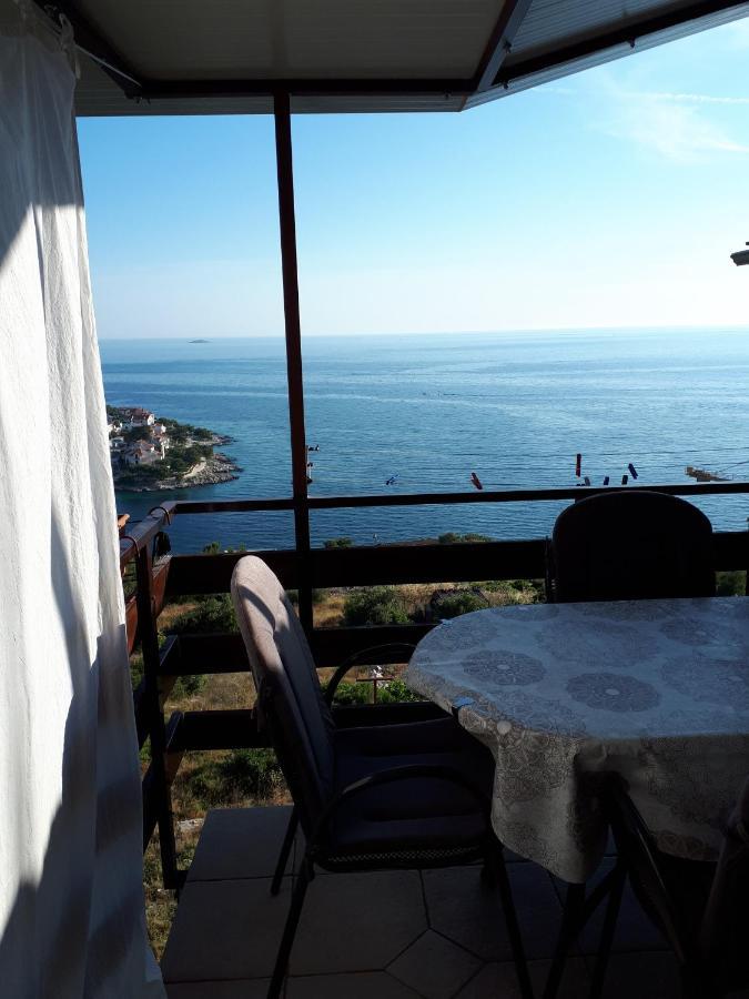 Seaview Apartment Marinov - Bilo, Primošten Eksteriør billede