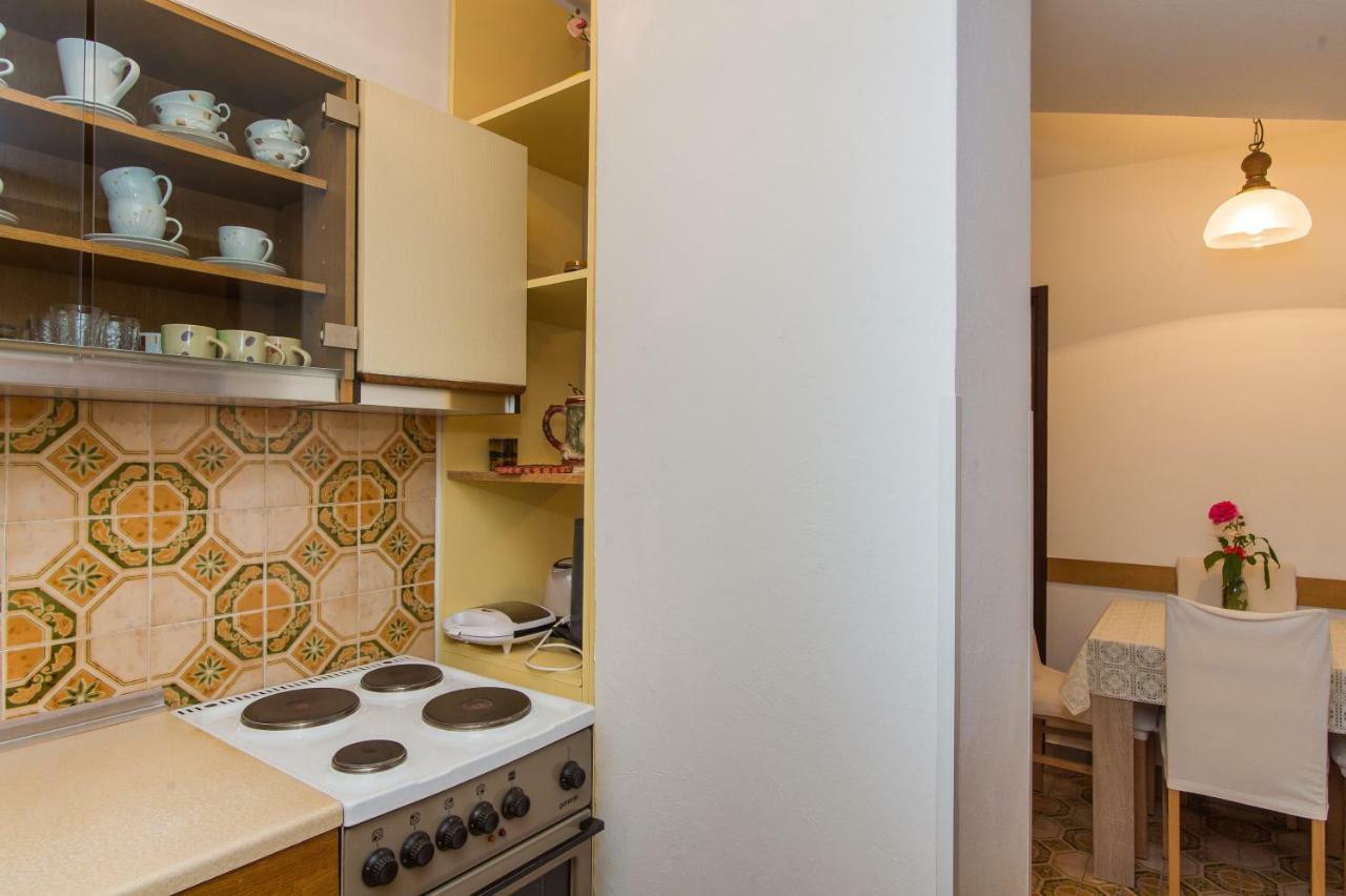 Seaview Apartment Marinov - Bilo, Primošten Eksteriør billede